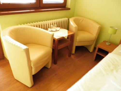 Relax Inn Šoporňa Camera foto