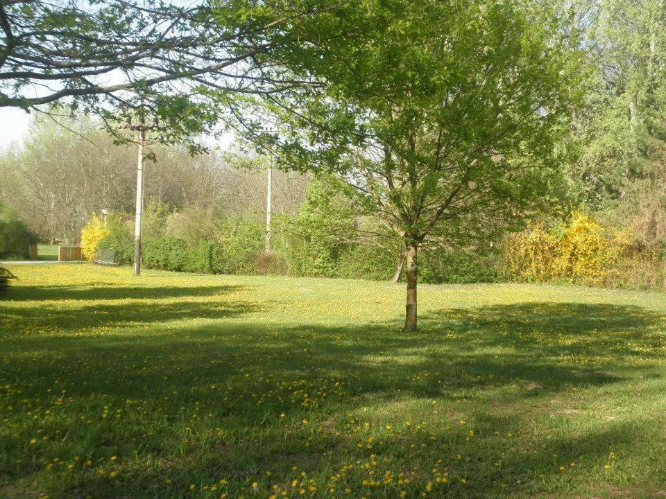 Relax Inn Šoporňa Esterno foto